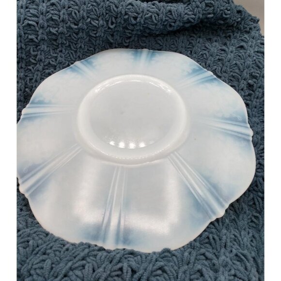 Vintage Opalescent Blue & White Glass Plate W/Scalloped Edge w/Fleur-De-Lis Patt - Picture 2 of 5